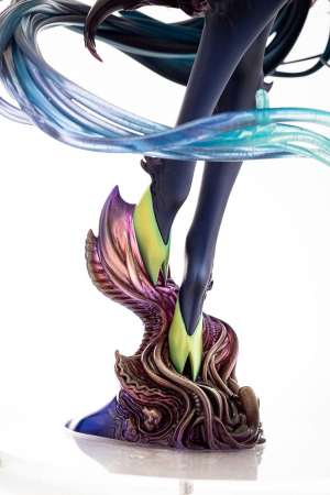 The Elder Sister-Like One PVC Statue 1/7 Chiyo