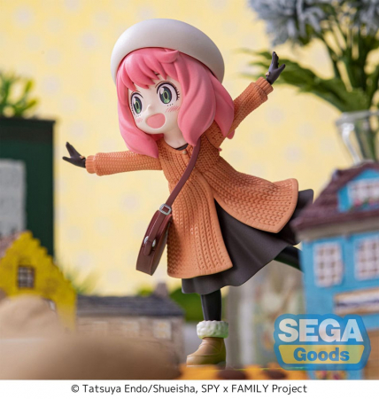 Spy x Family Luminasta PVC Statue Anya Forger Family Ooting (Sega)