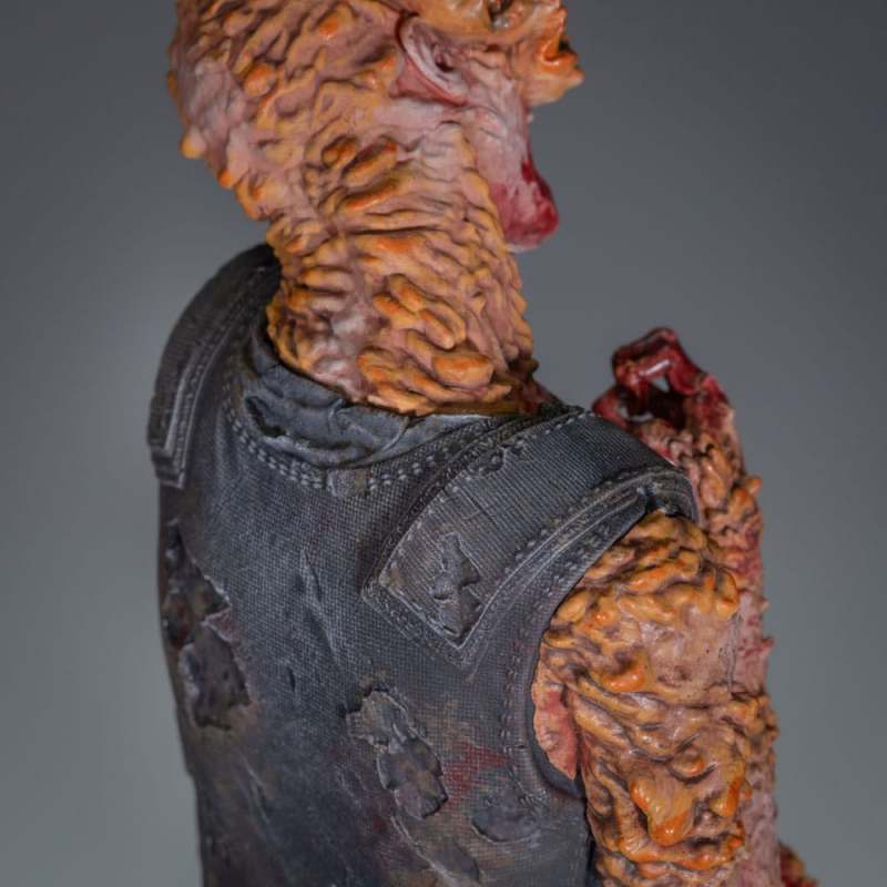 The Last of Us Part II PVC Statue Armored Clicker (Dark Horse)