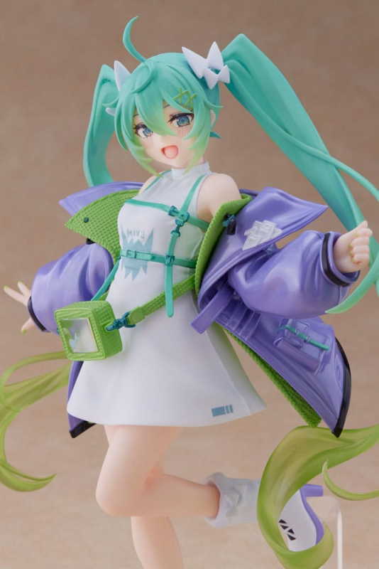 Hatsune Miku PVC Statue Fashion Figure Sporty (Taito Prize)